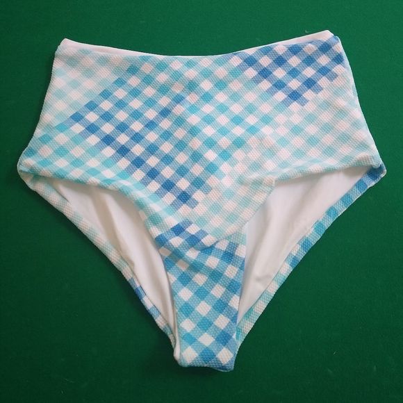 L*space Portia Bottom Classic Picnic Plaid Gingham Print - Picture 4 of 8